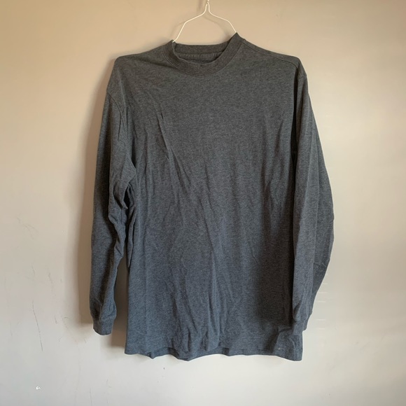 Mens Crew Neck Long sleeve Gray top size medium - Picture 1 of 7